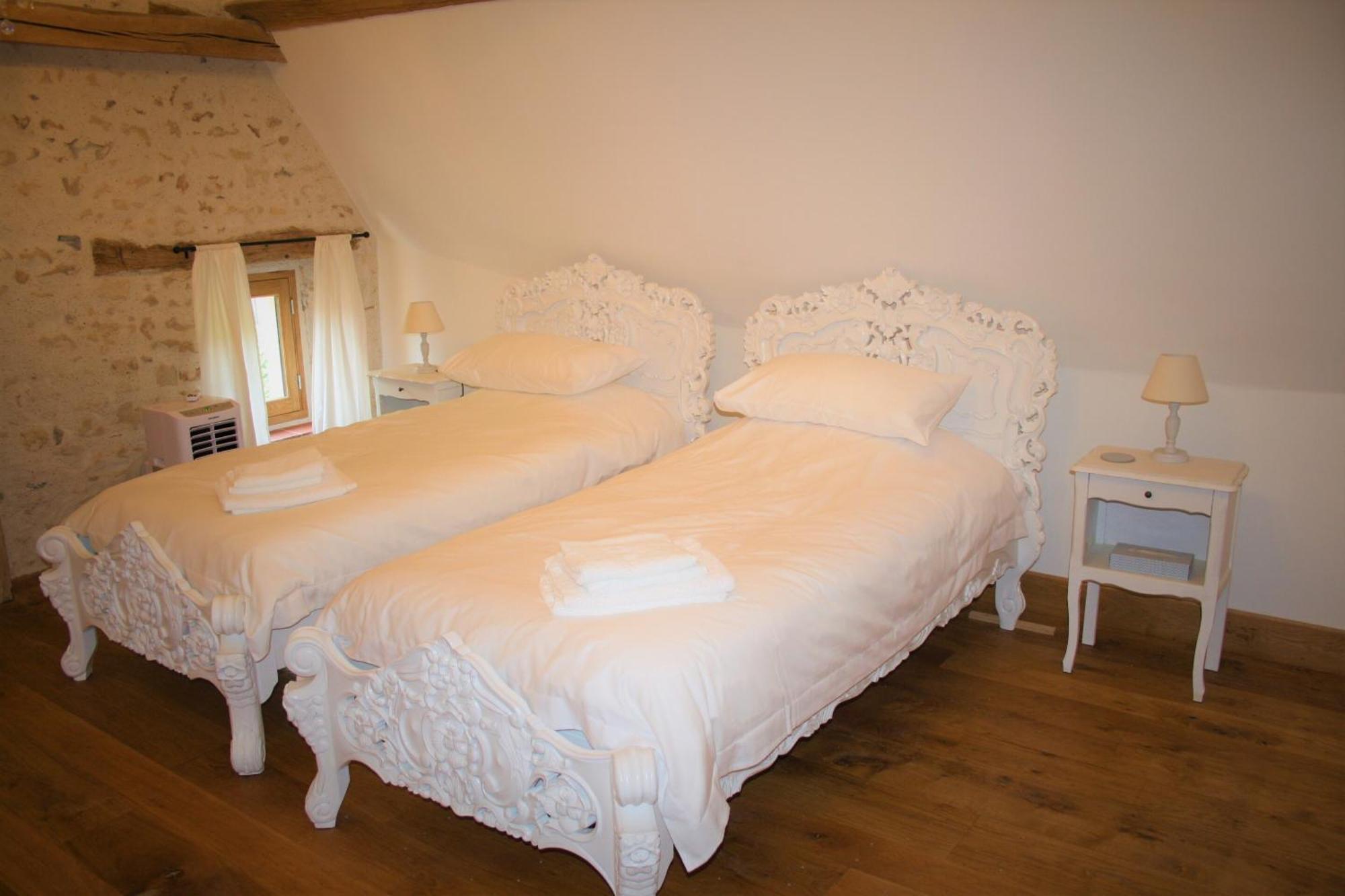 Manoir De La Basse-Cour Bed & Breakfast Asnieres-sur-Vegre Dış mekan fotoğraf