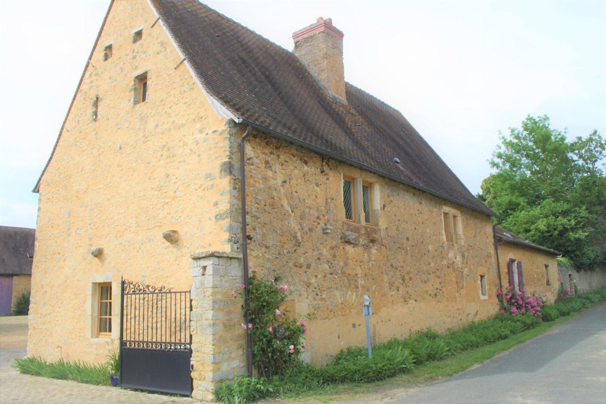 Manoir De La Basse-Cour Bed & Breakfast Asnieres-sur-Vegre Dış mekan fotoğraf